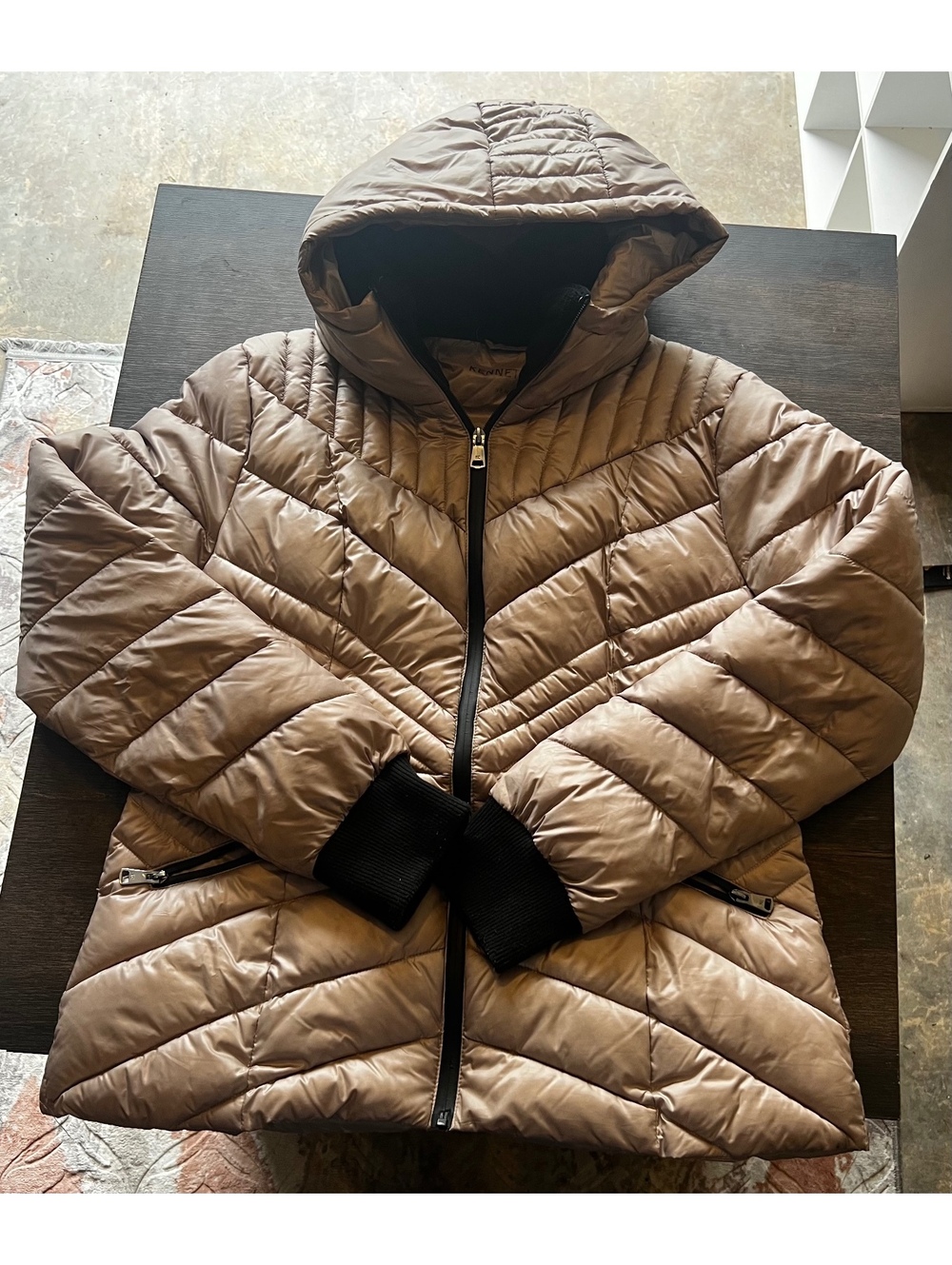 Kenneth Cole Women’s Hooded Puffer Jacket – Size Large – Taupe
